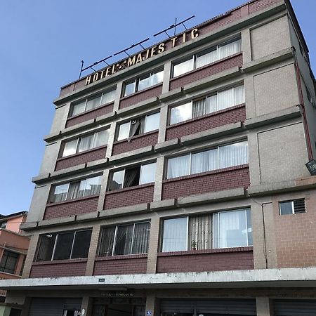 Hotel Majestic Quito Bagian luar foto