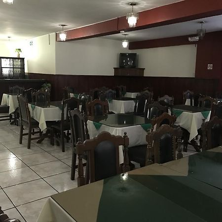 Hotel Majestic Quito Bagian luar foto