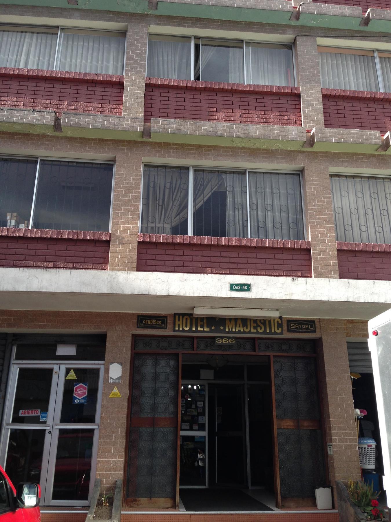 Hotel Majestic Quito Bagian luar foto