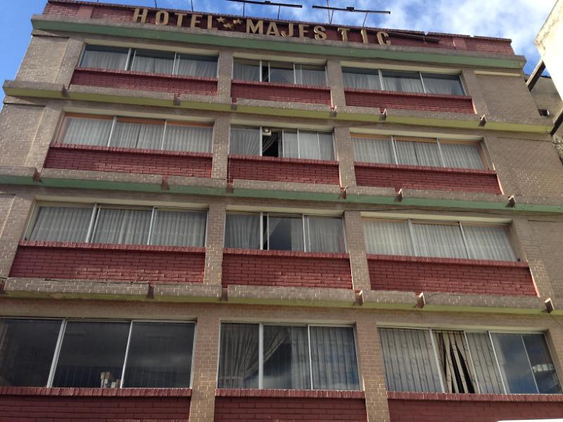 Hotel Majestic Quito Bagian luar foto