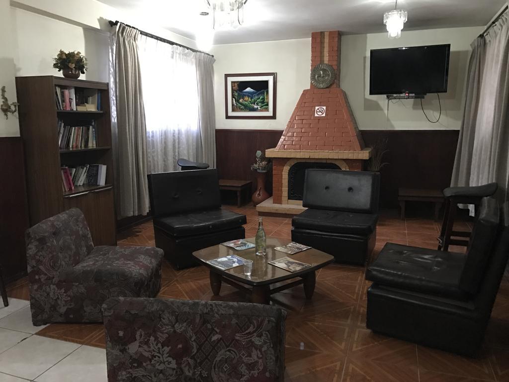 Hotel Majestic Quito Bagian luar foto