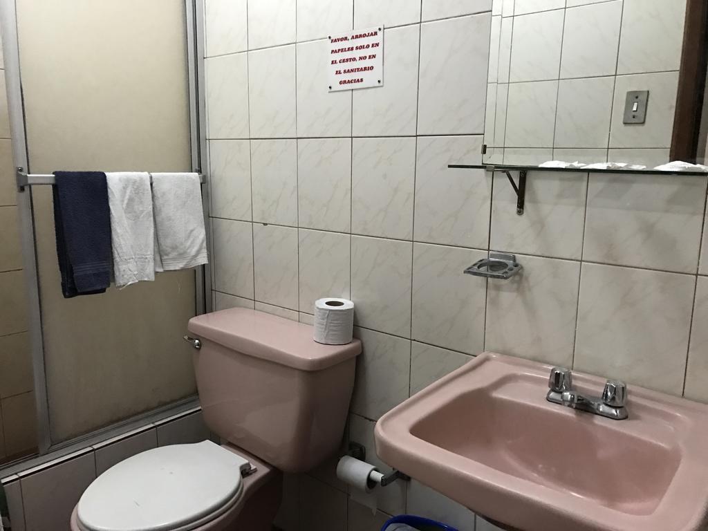 Hotel Majestic Quito Bagian luar foto