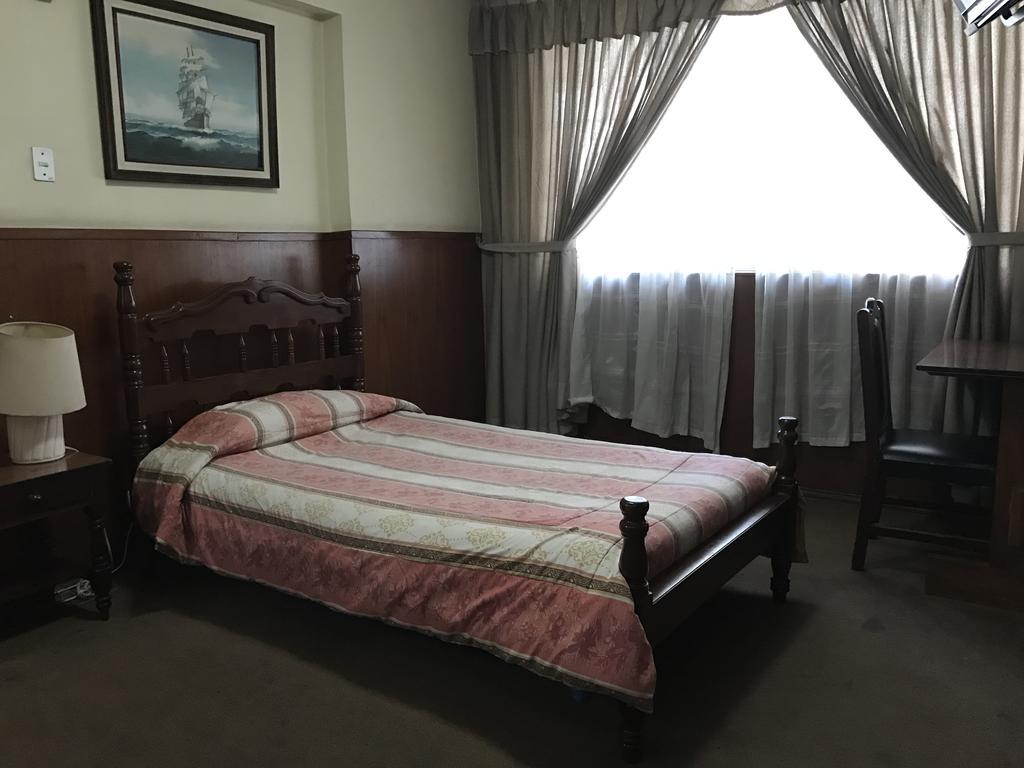 Hotel Majestic Quito Bagian luar foto