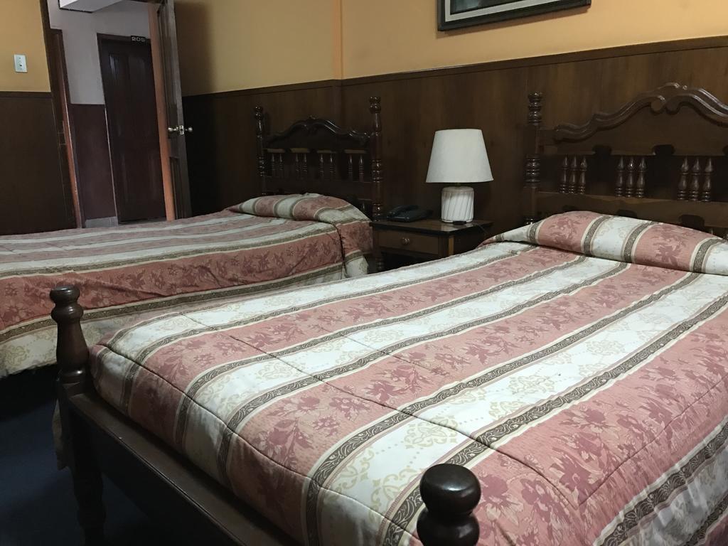 Hotel Majestic Quito Bagian luar foto