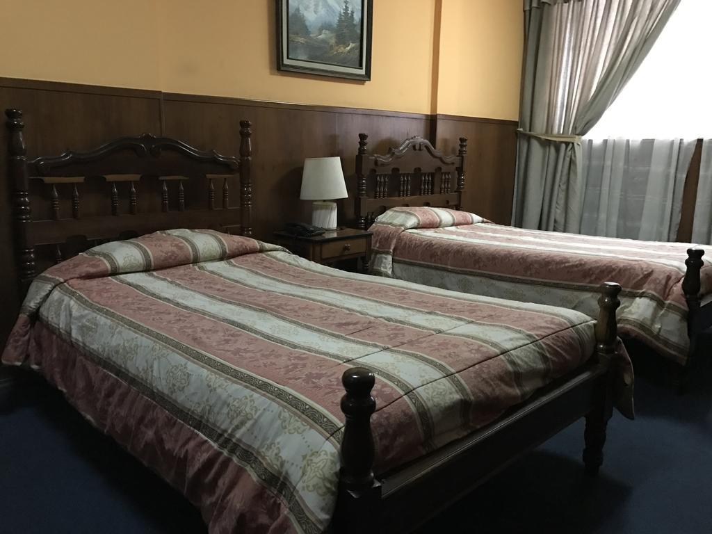 Hotel Majestic Quito Bagian luar foto